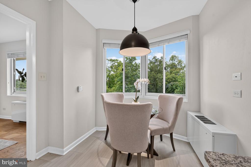 2801 NEW MEXICO AVENUE NW Unit: 806
