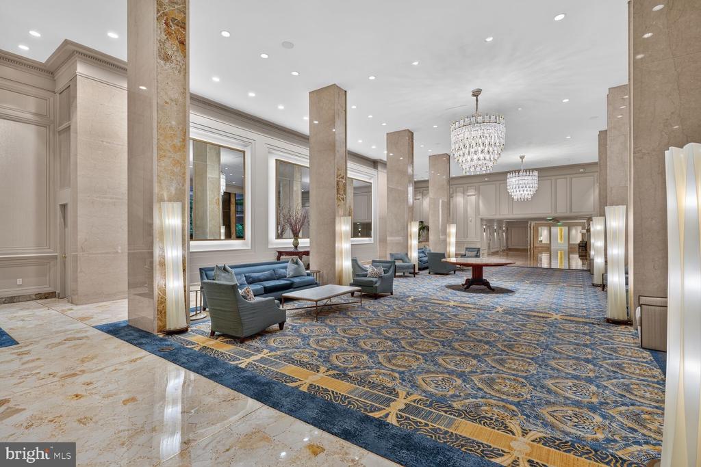 2801 NEW MEXICO AVENUE NW Unit: 806