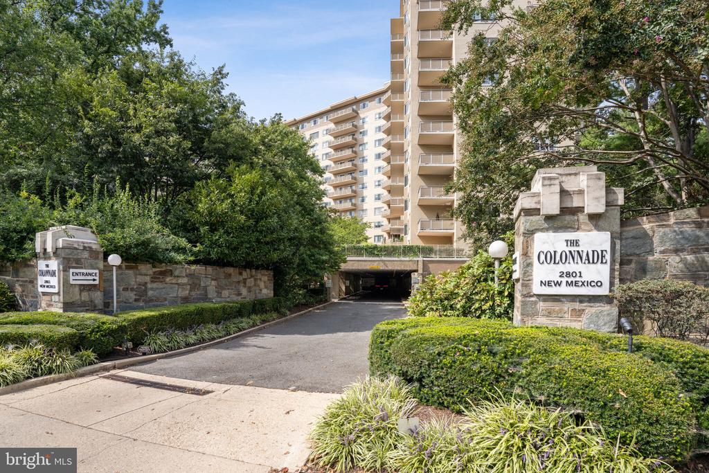 2801 NEW MEXICO AVENUE NW Unit: 806