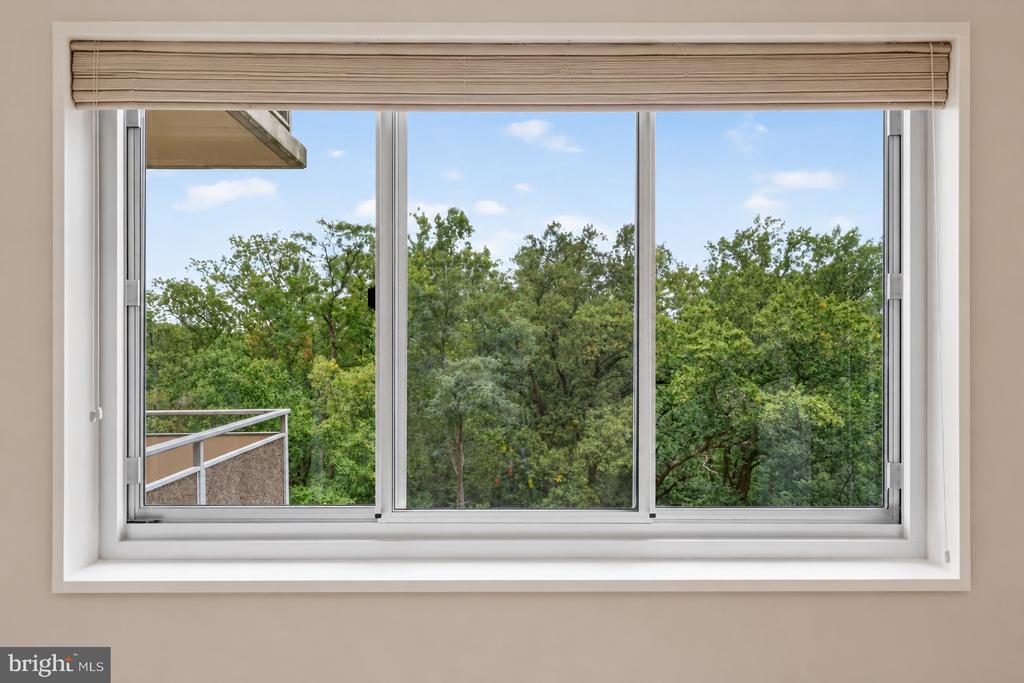 2801 NEW MEXICO AVENUE NW Unit: 806