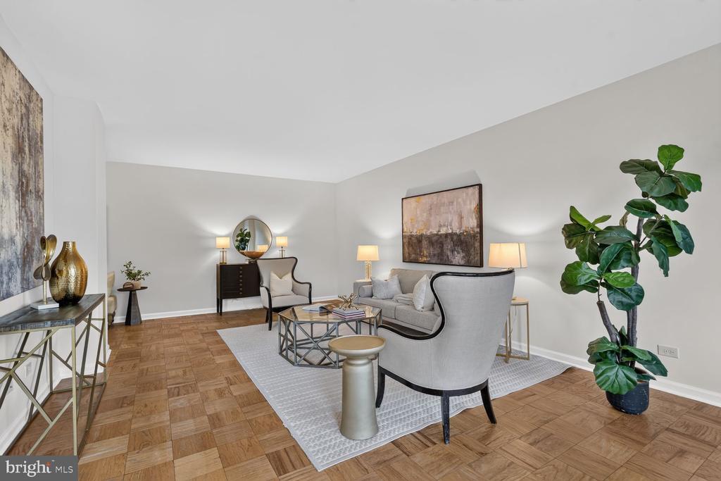 2801 NEW MEXICO AVENUE NW Unit: 806