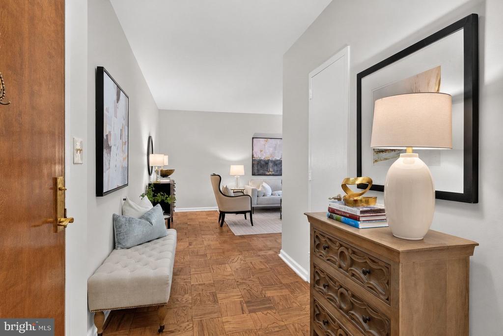 2801 NEW MEXICO AVENUE NW Unit: 806