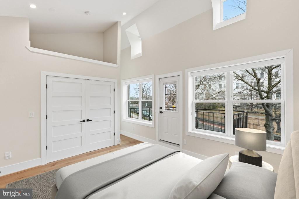 15 ROCK CREEK CHURCH ROAD NW