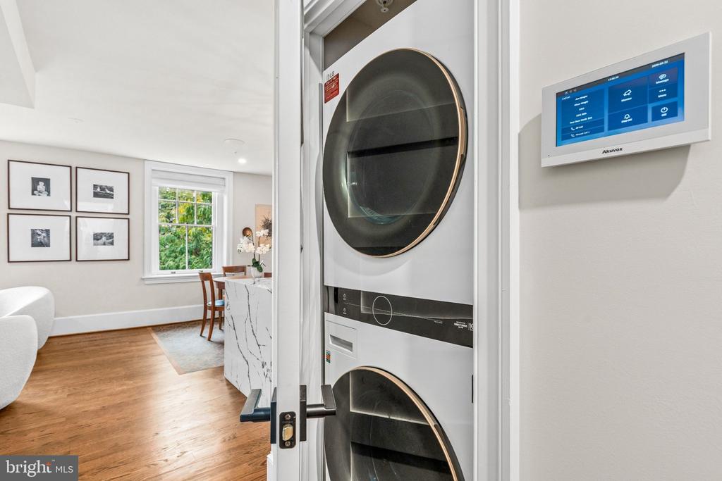 1311 30TH STREET NW Unit: 204