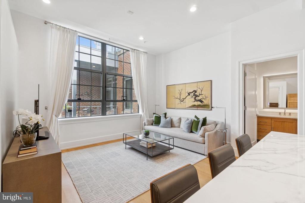 2516 Q STREET NW Unit: Q206