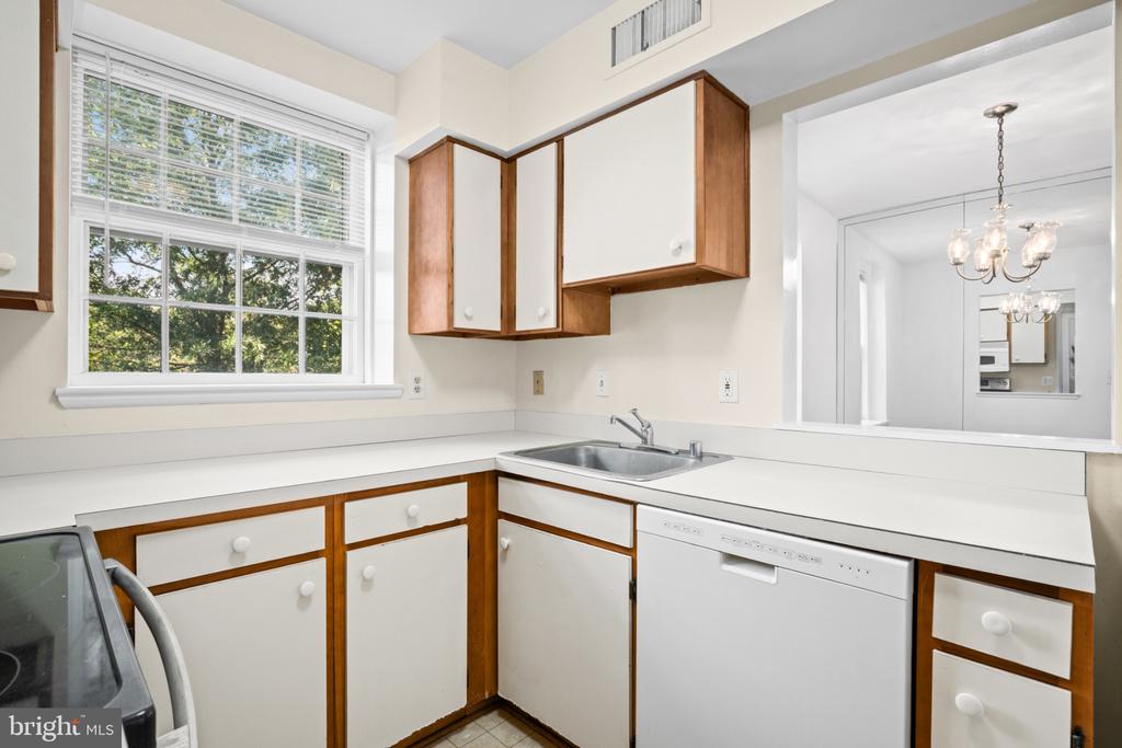3864 PORTER STREET NW Unit: C363