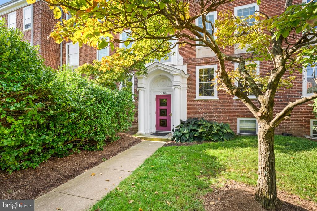 3864 PORTER STREET NW Unit: C363