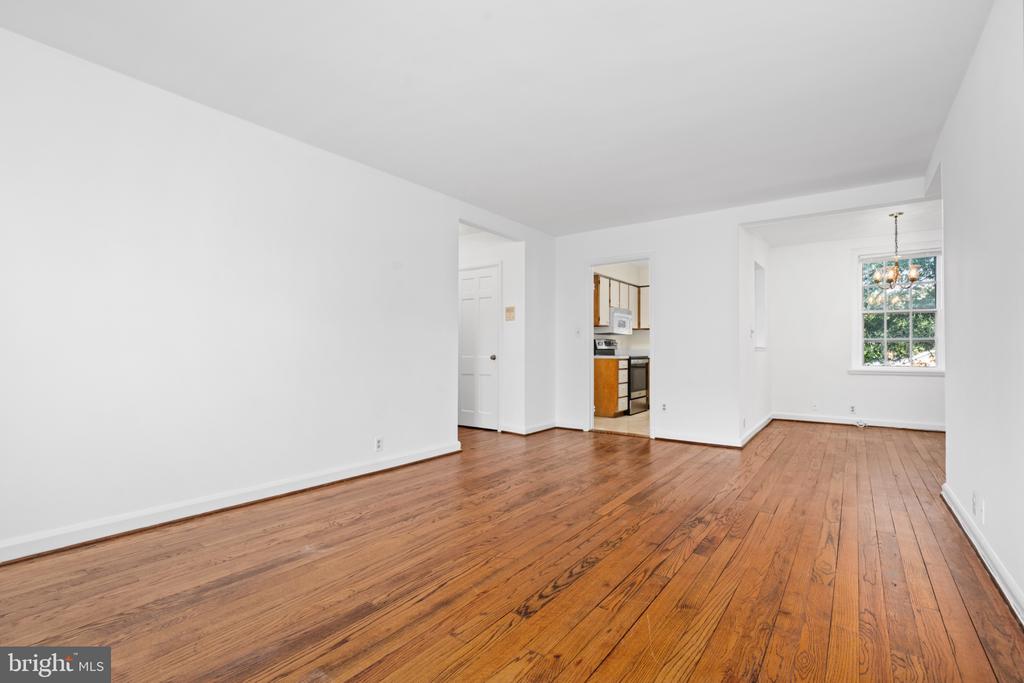3864 PORTER STREET NW Unit: C363