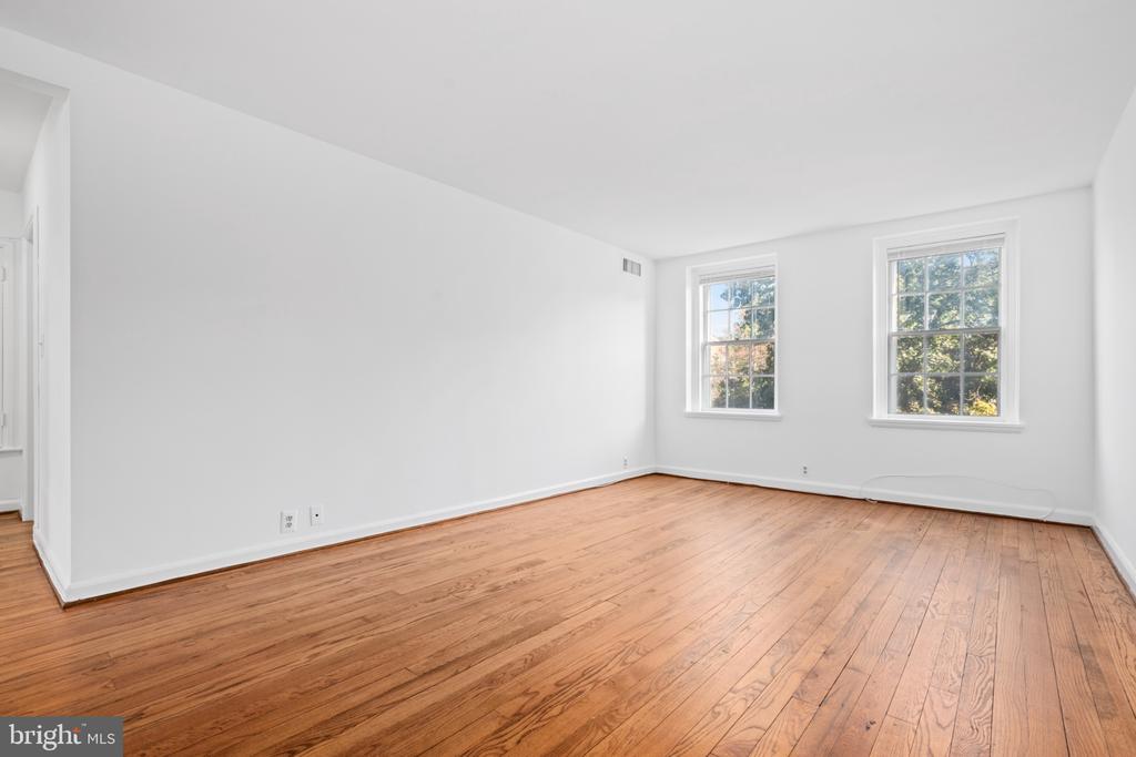 3864 PORTER STREET NW Unit: C363