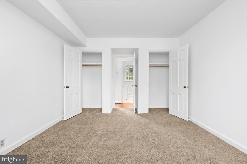 3864 PORTER STREET NW Unit: C363
