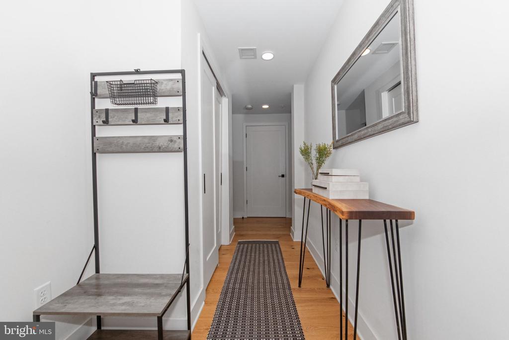 1211 VAN STREET SE Unit: 713