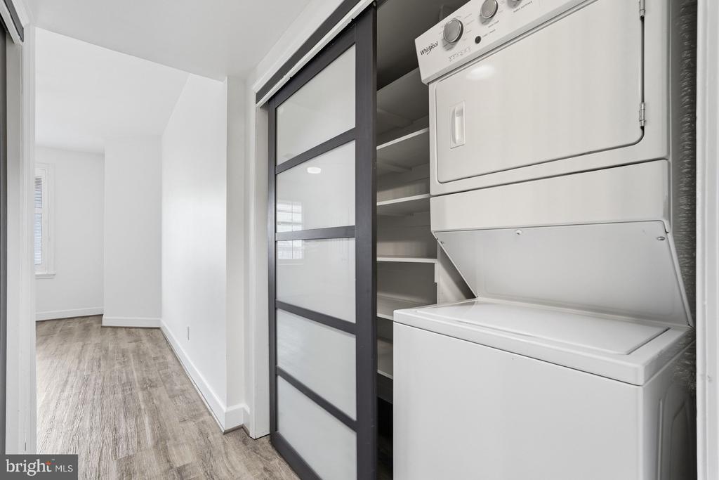 1080 WISCONSIN AVENUE NW Unit: 1005