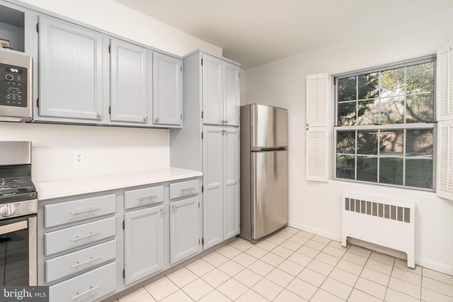 5301 Westbard Cir #204
