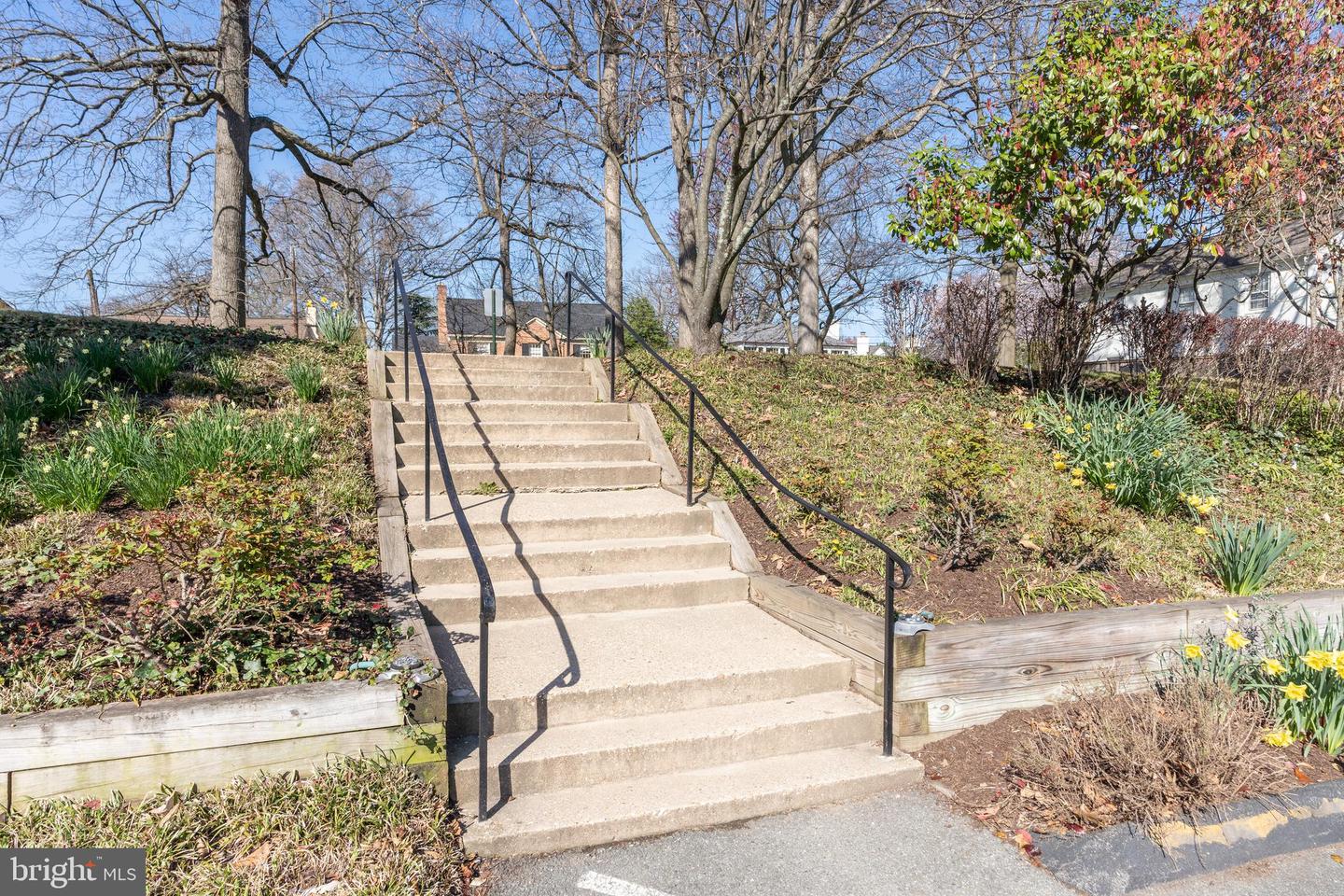 5301 Westbard Cir #204