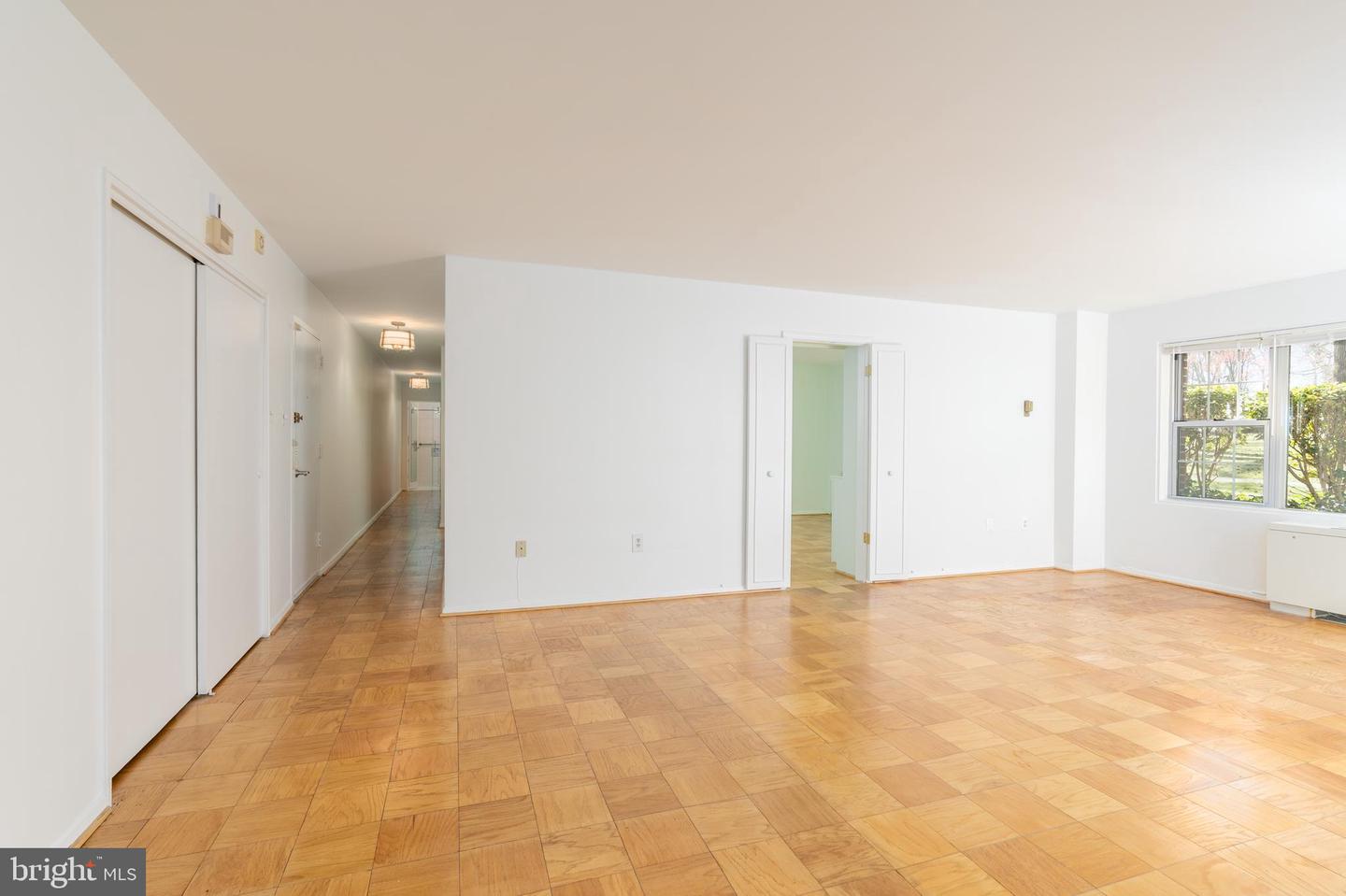 5301 Westbard Cir #204