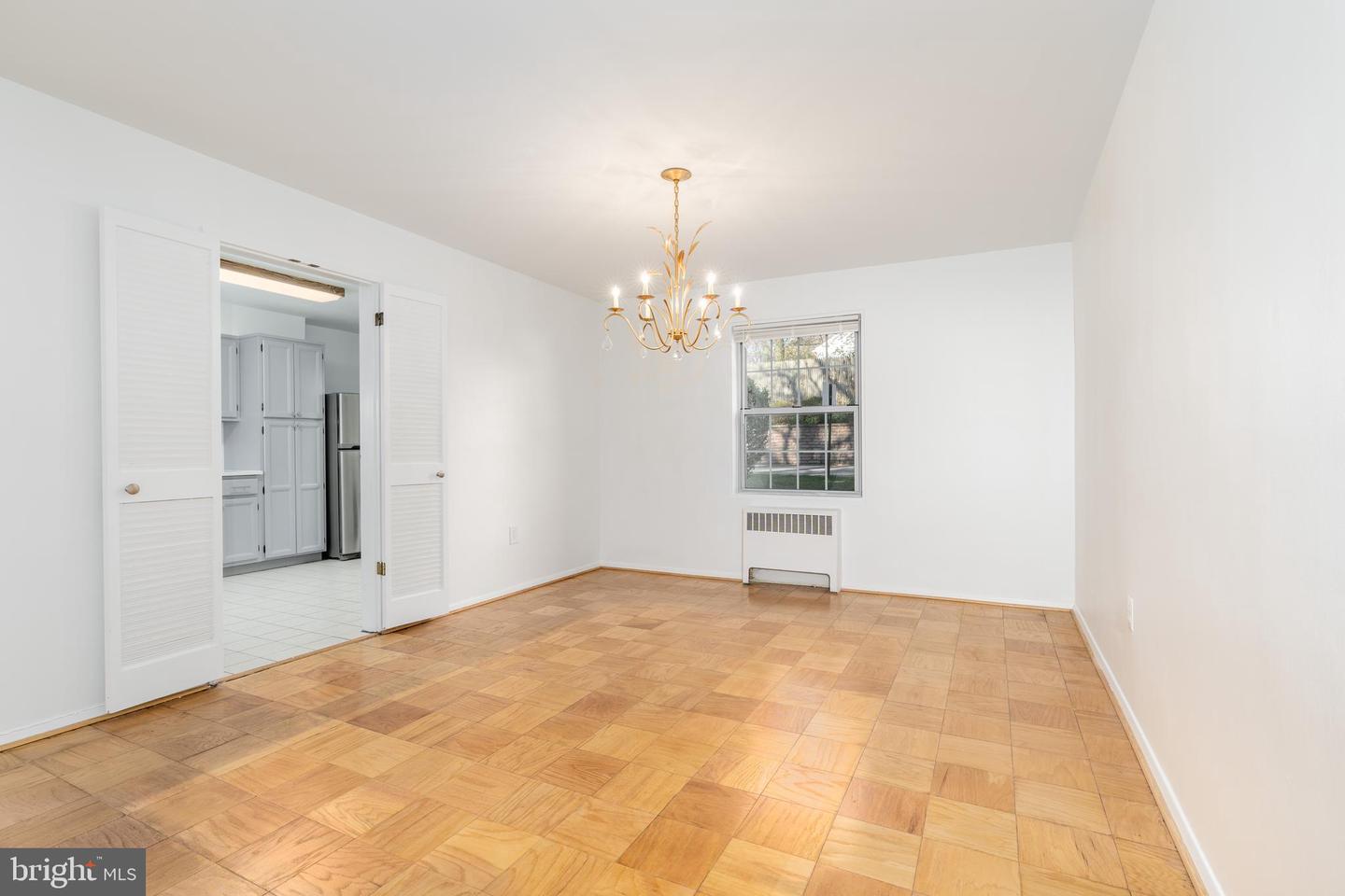 5301 Westbard Cir #204