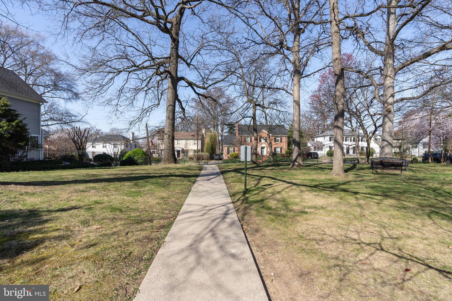 5301 Westbard Cir #204
