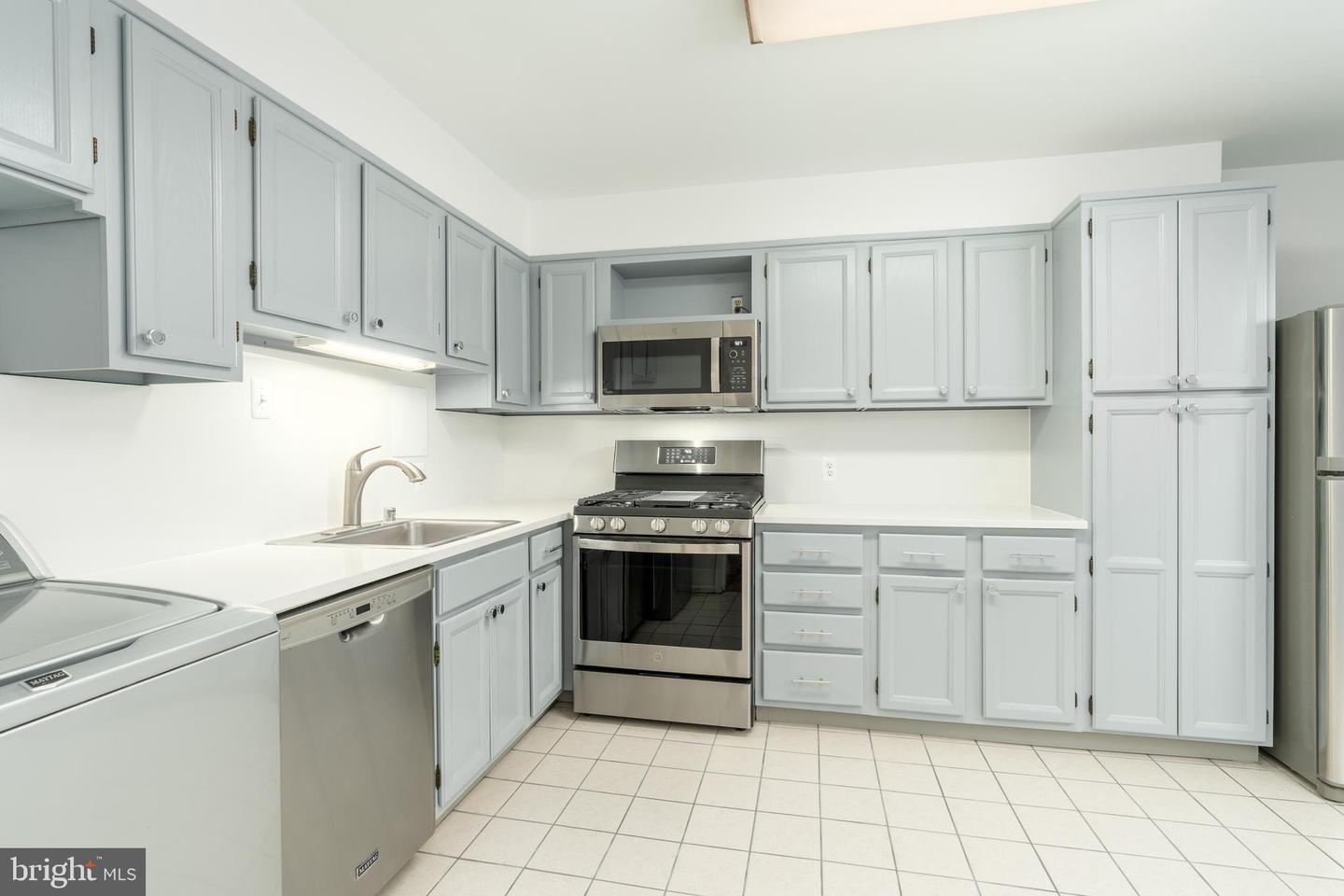 5301 Westbard Cir #204