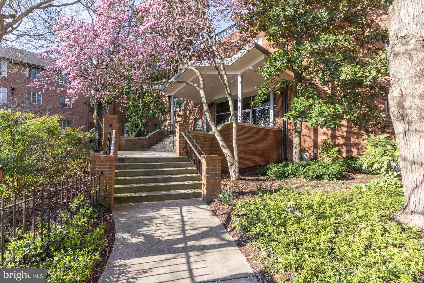 5301 Westbard Cir #204