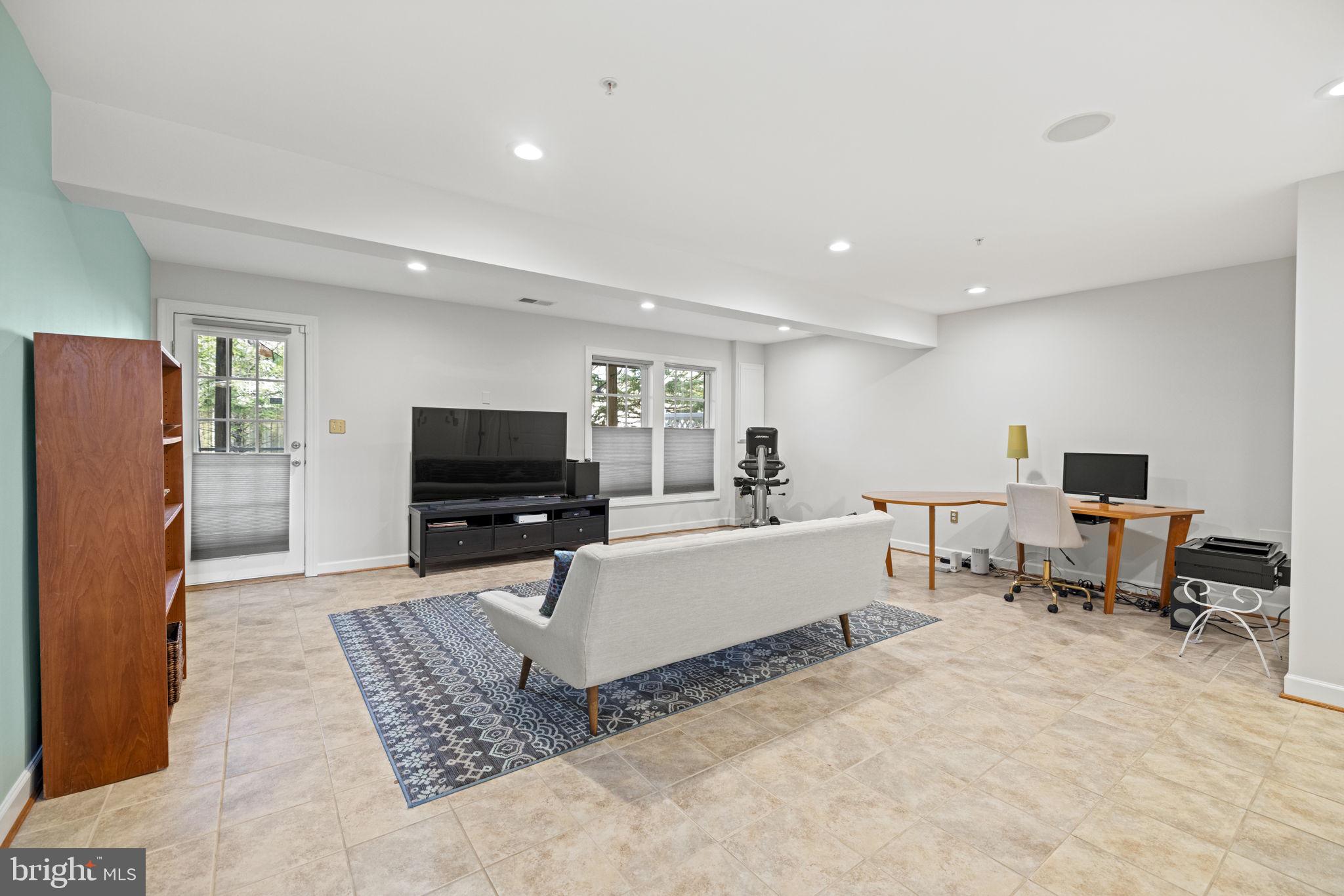 1511 Hadden Manor Ct