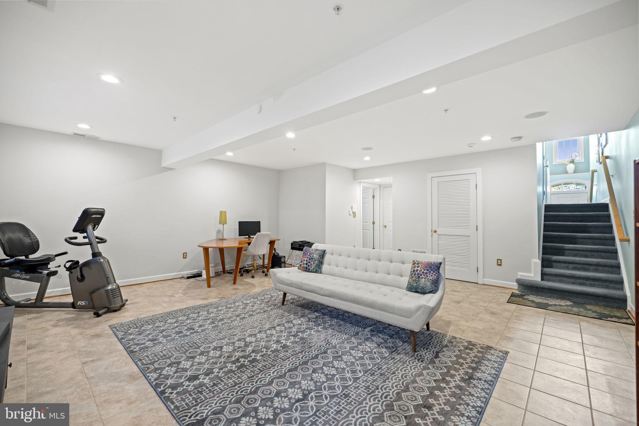 1511 Hadden Manor Ct