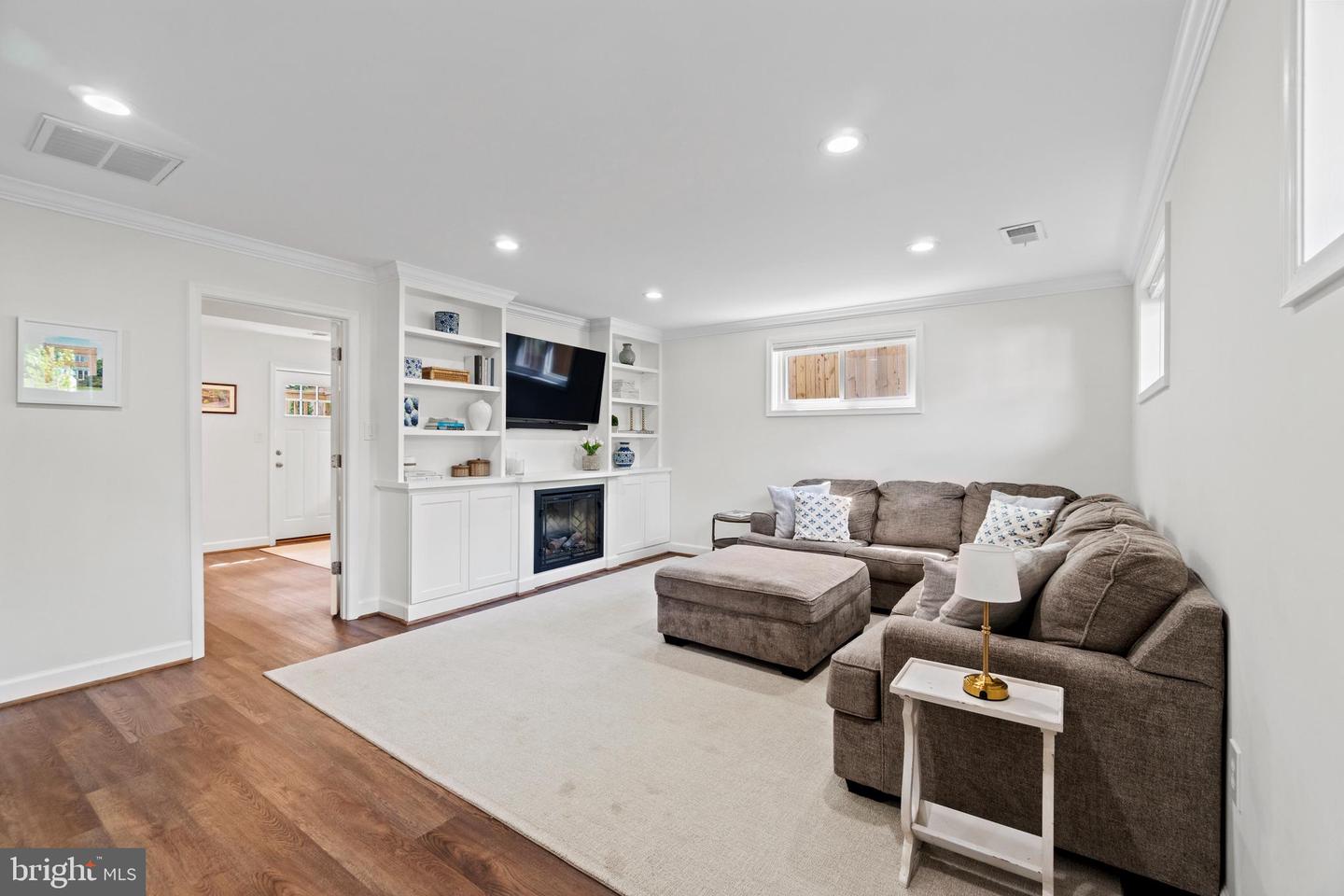 11119 Lund Pl