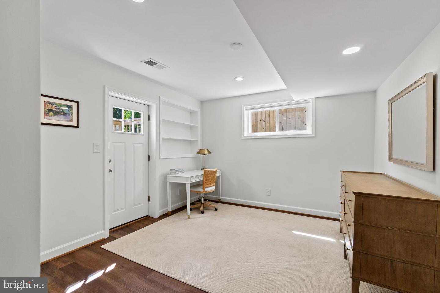 11119 Lund Pl