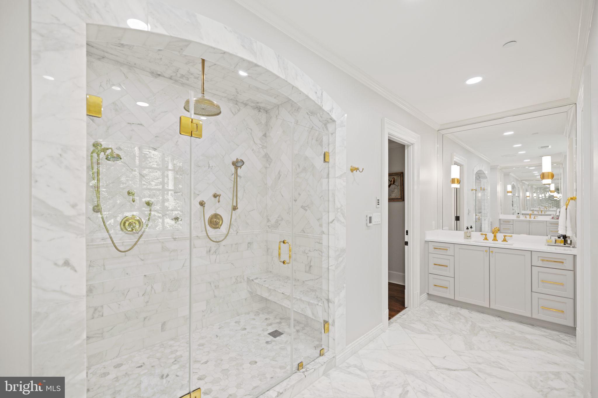 7019 Natelli Woods Ln