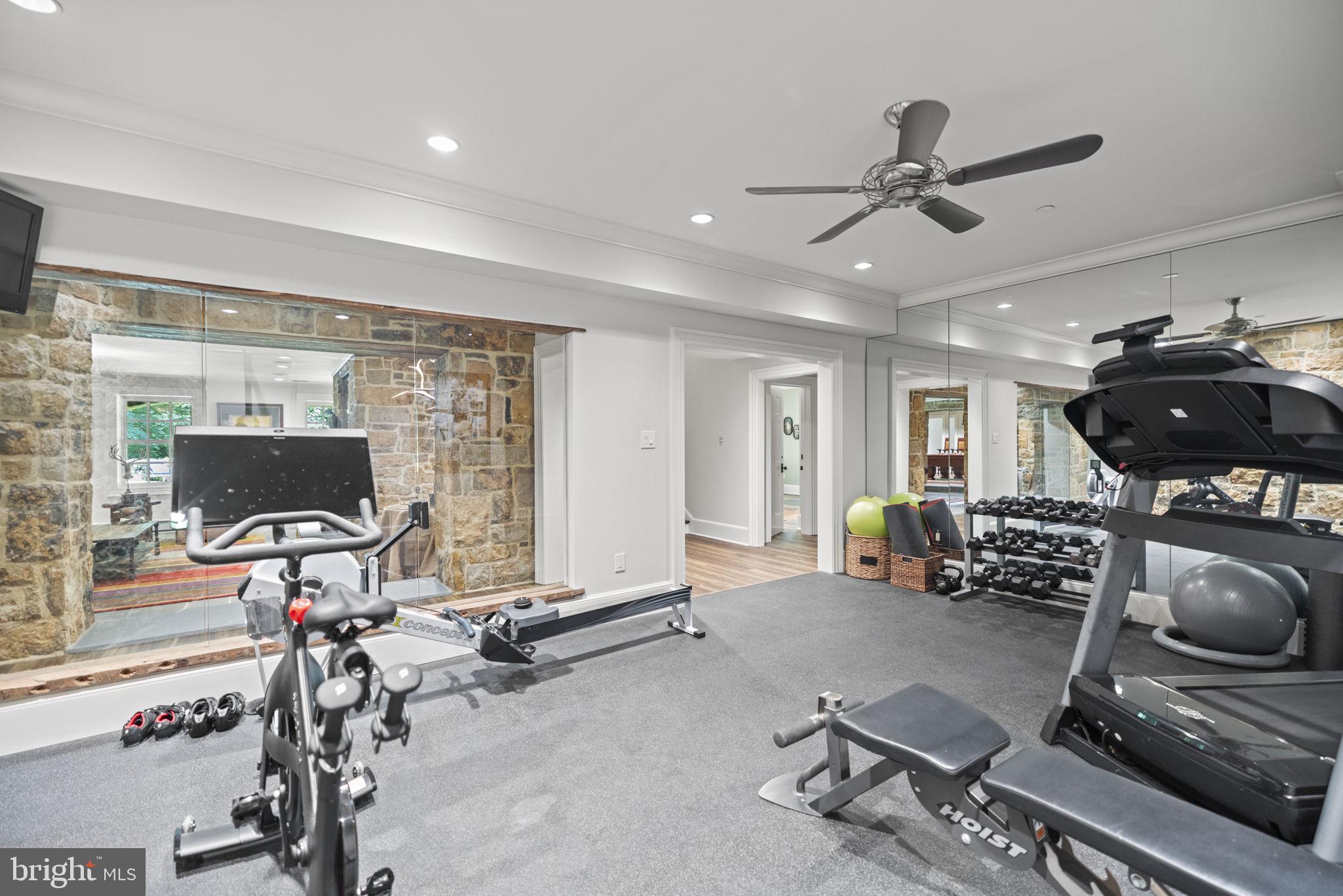 7019 Natelli Woods Ln