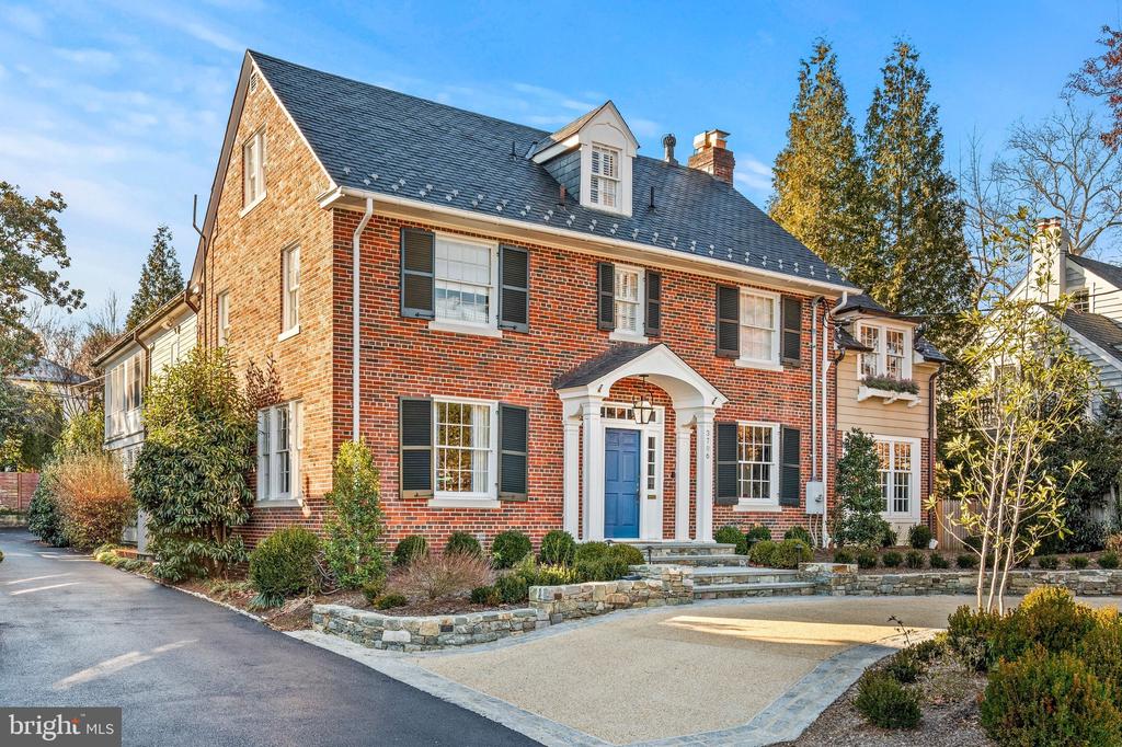 3706 BRADLEY LANE