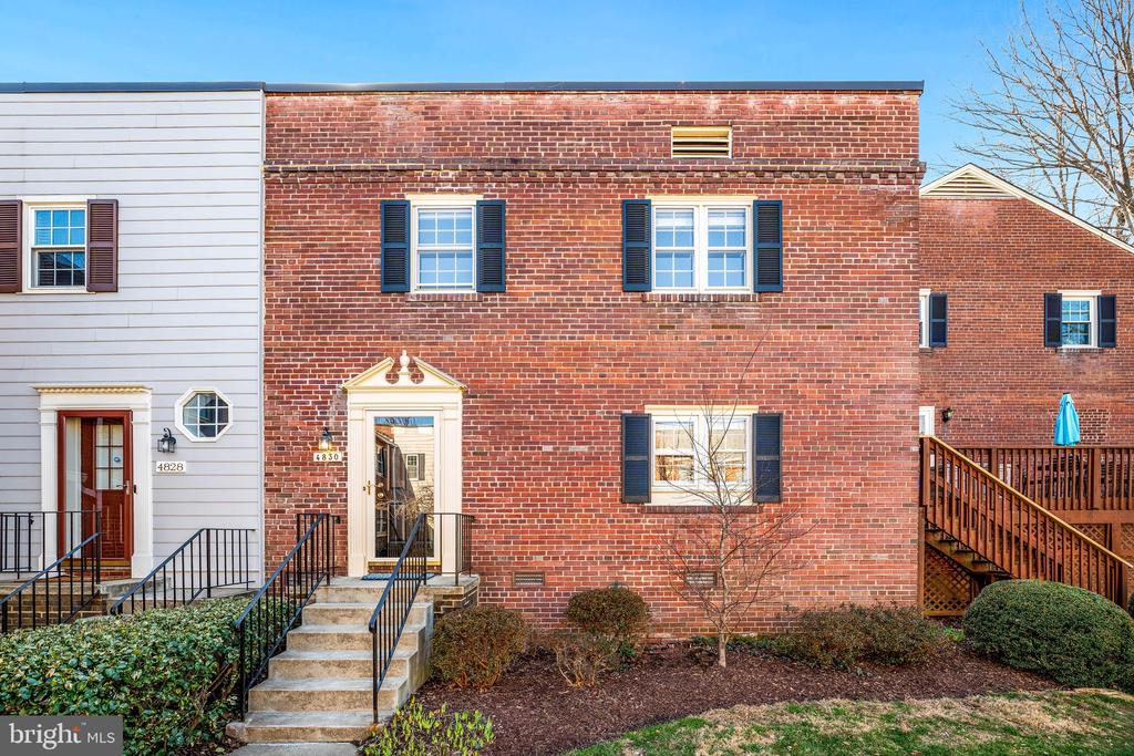 4830 BRADLEY BOULEVARD 213