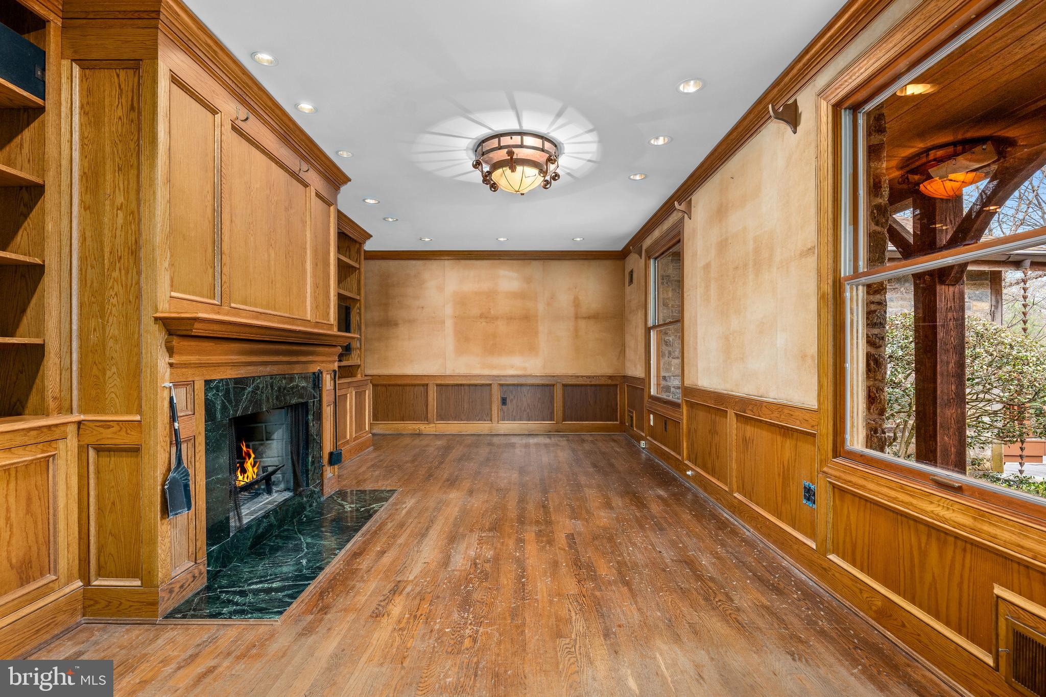 10204 BENTCROSS DRIVE