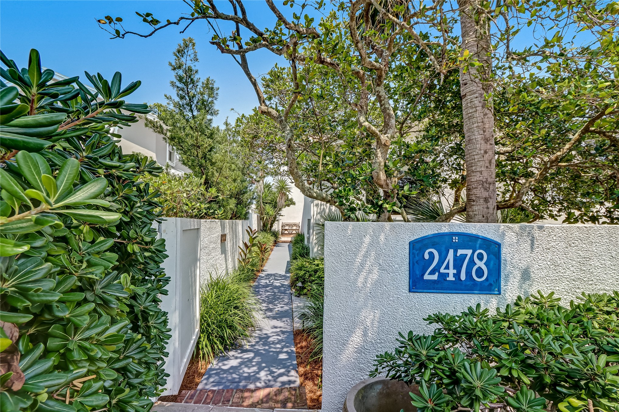 2478 S FLETCHER AVENUE