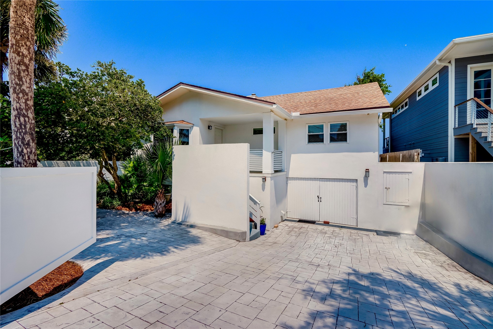 2478 S FLETCHER AVENUE