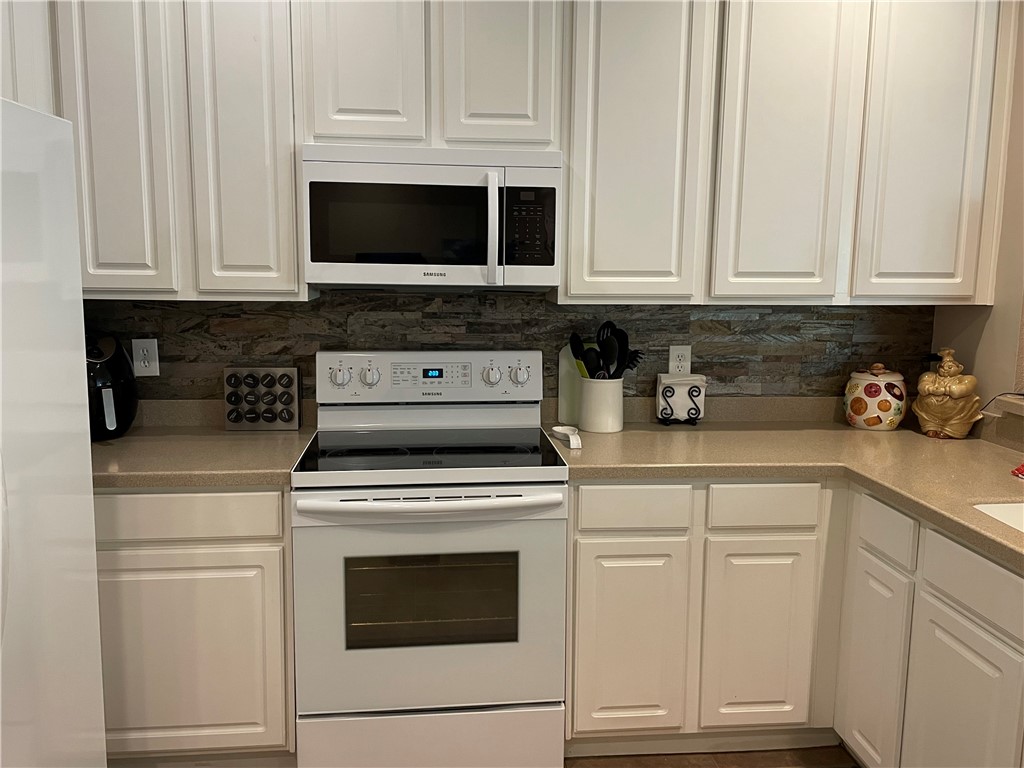 96014 COTTAGE COURT 1408