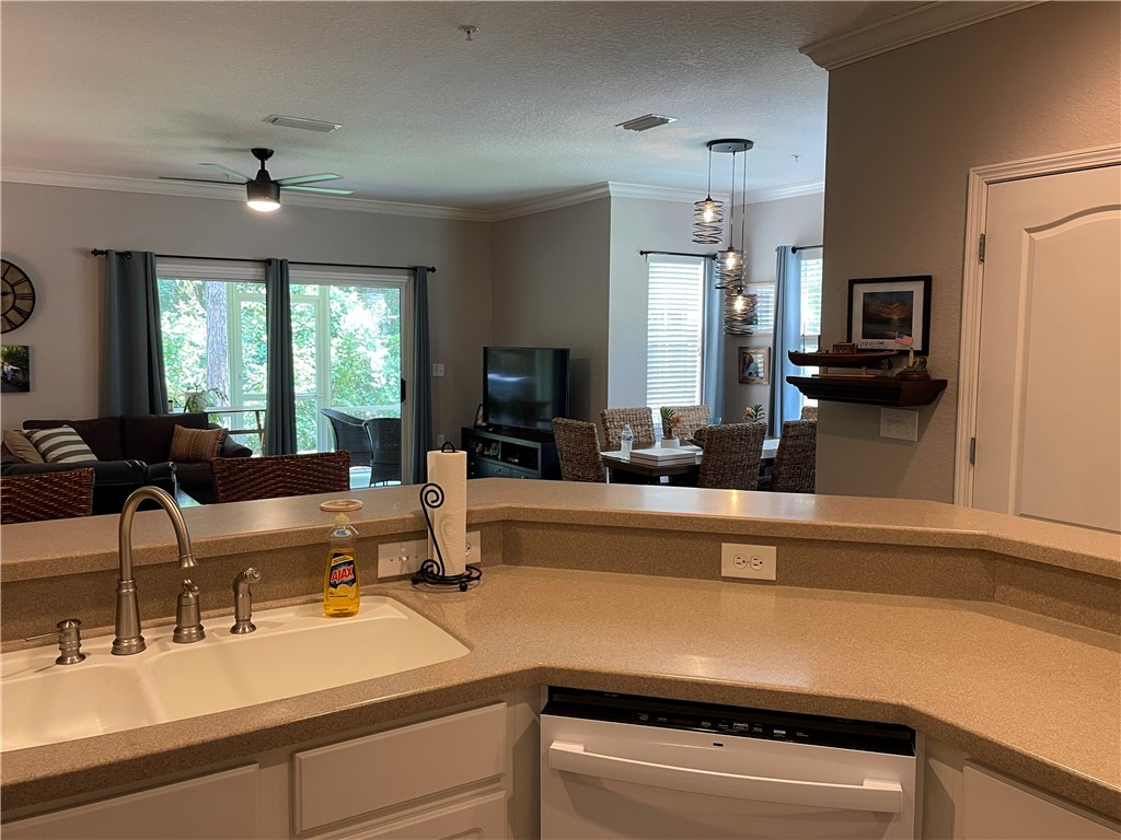 96014 COTTAGE COURT 1408