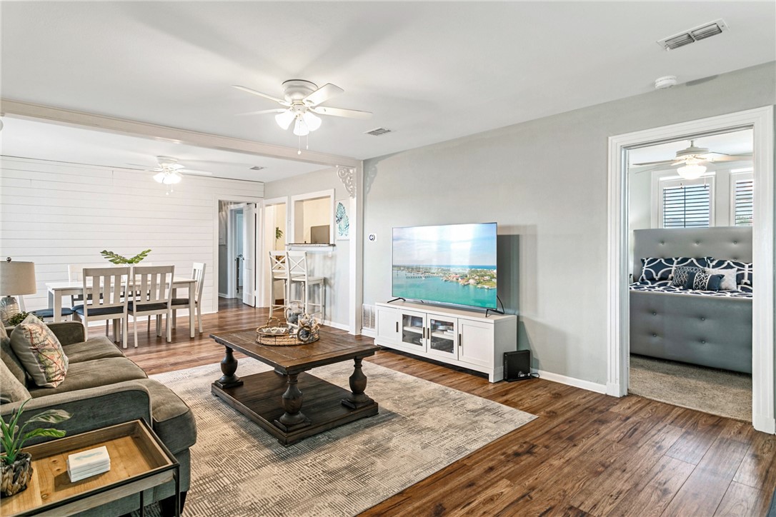 522 N FLETCHER AVENUE