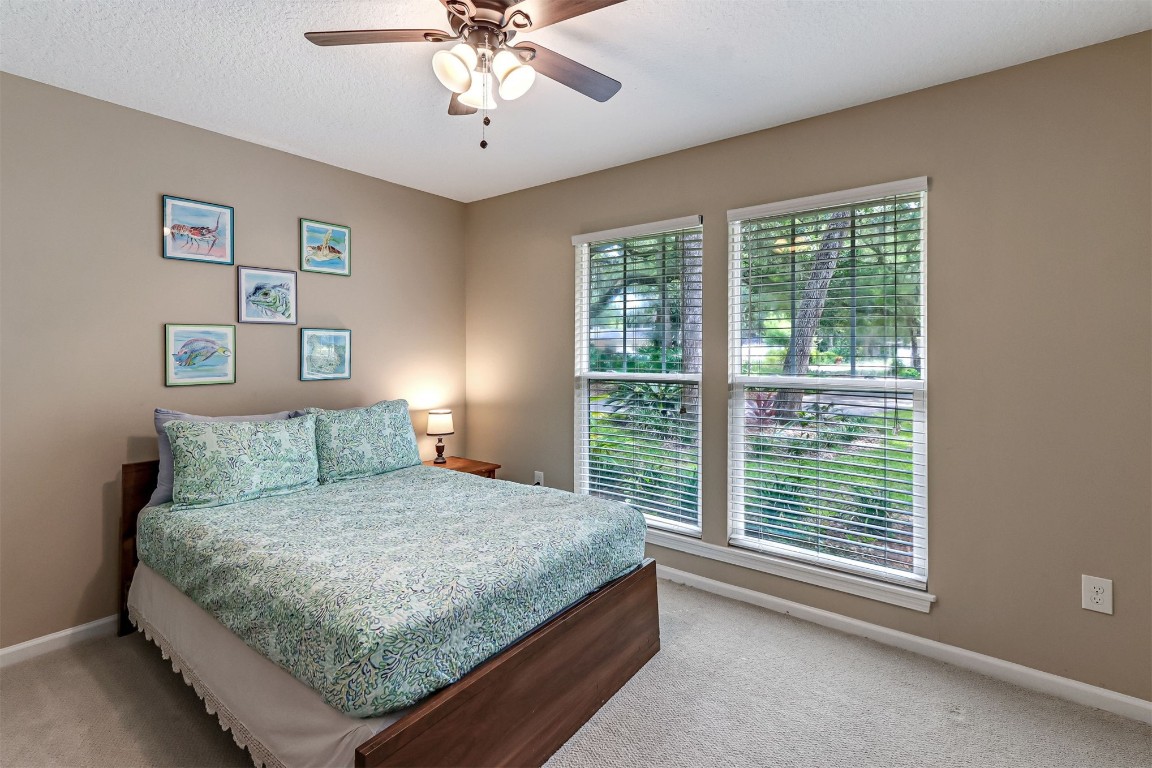 2404 LOS ROBLES DRIVE