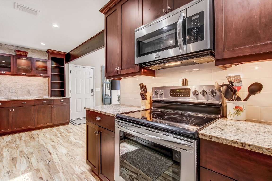 2568 FOREST RIDGE DRIVE P7