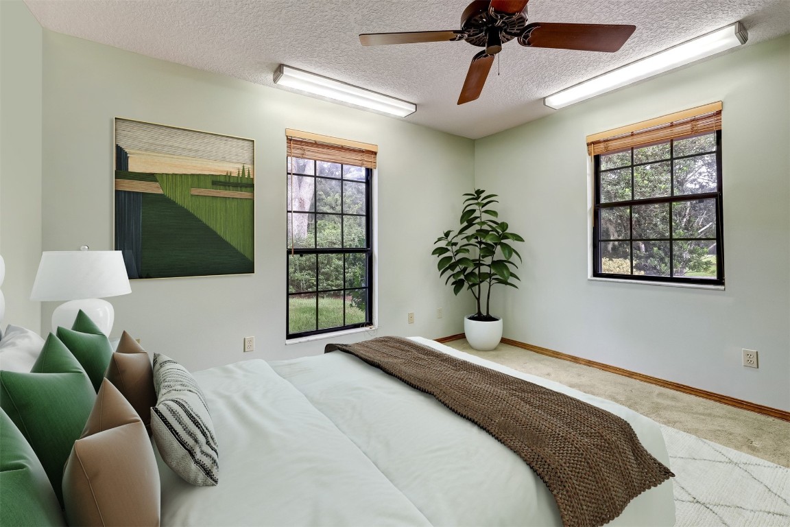 2002 RIVER OAKS DRIVE