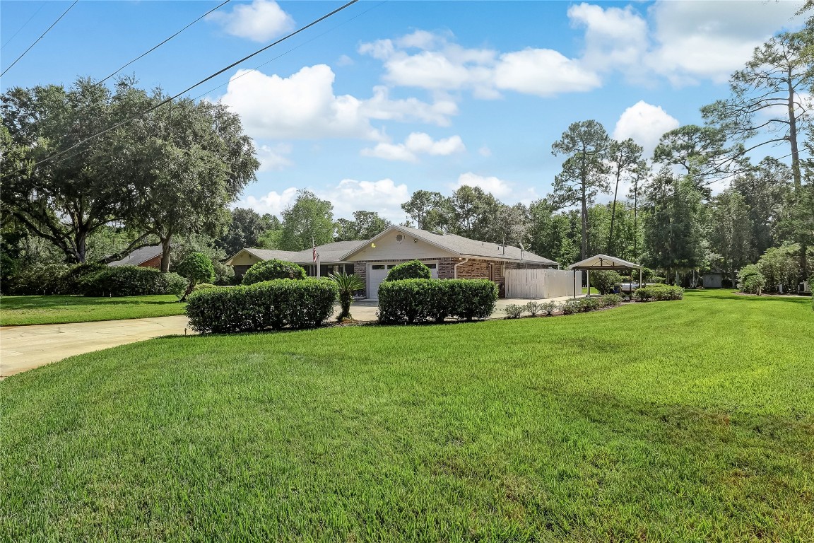 2002 RIVER OAKS DRIVE