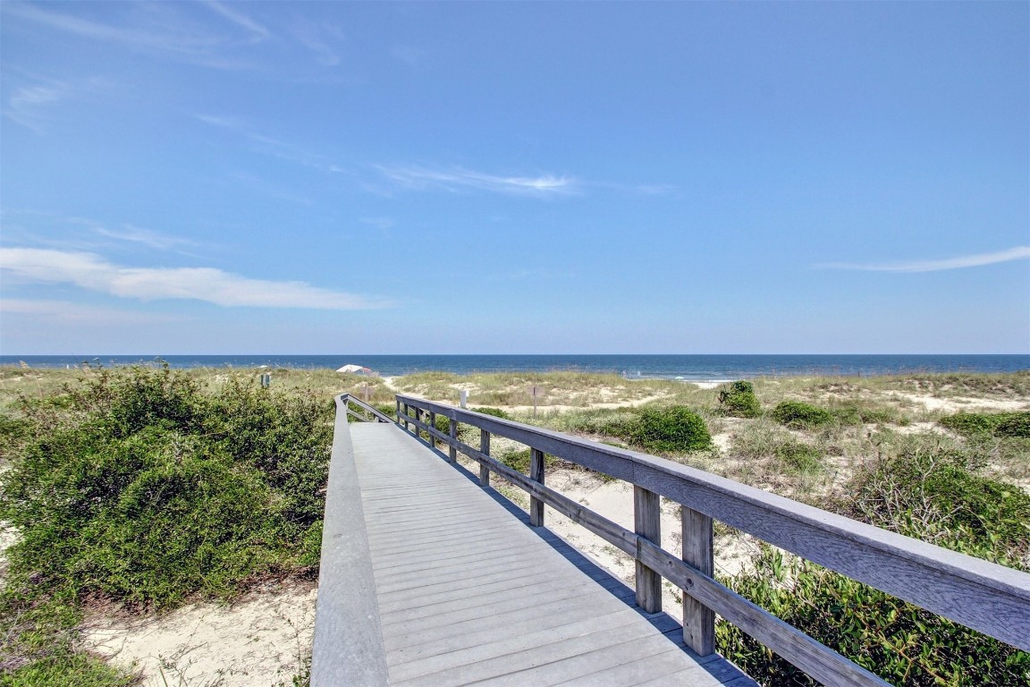 4800 AMELIA ISLAND PARKWAY B103