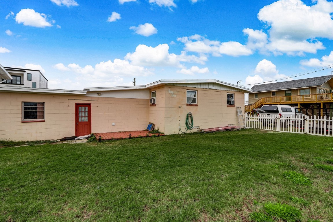 538 N FLETCHER AVENUE