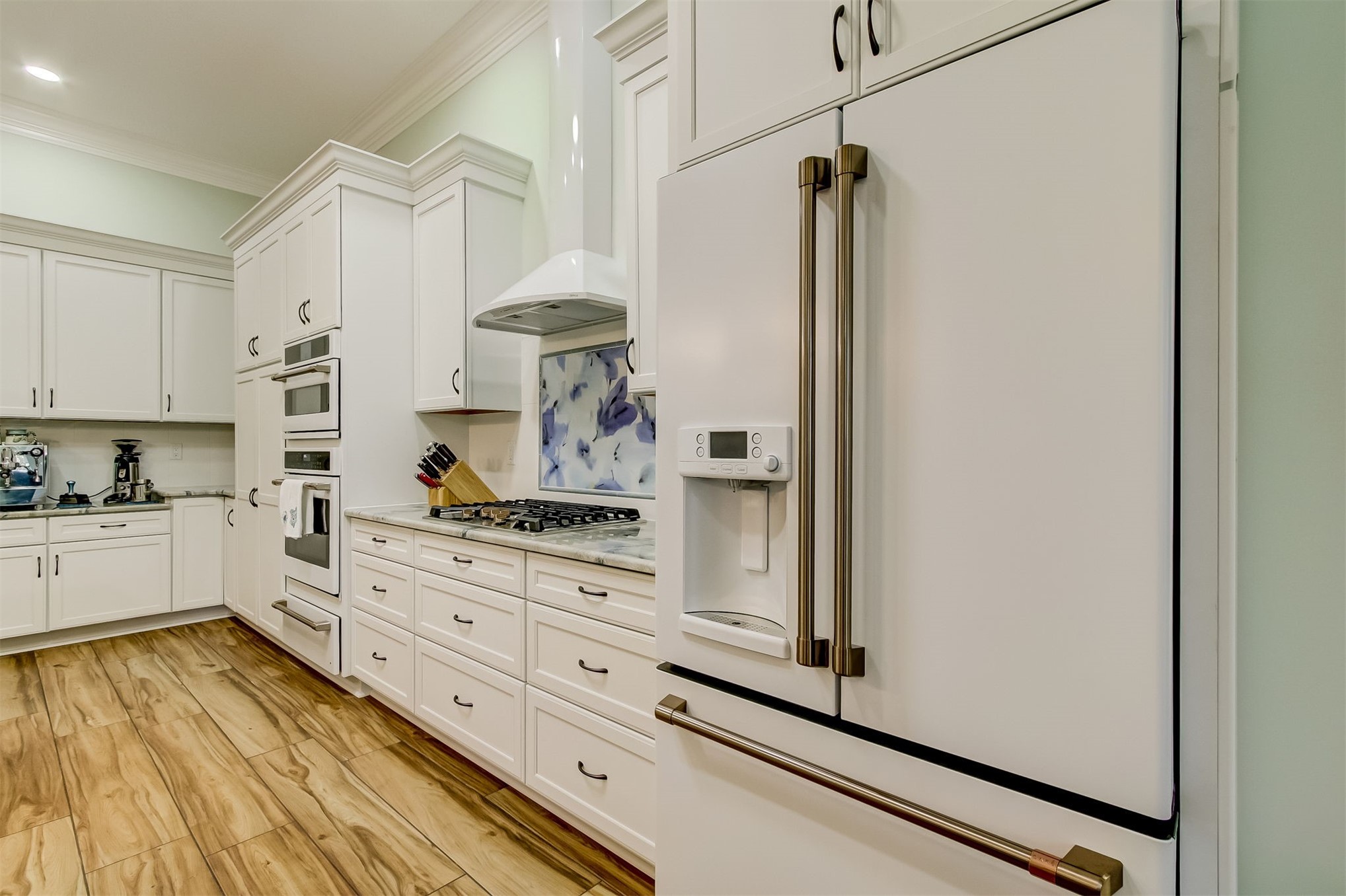 2720 JEAN LAFITTE DRIVE