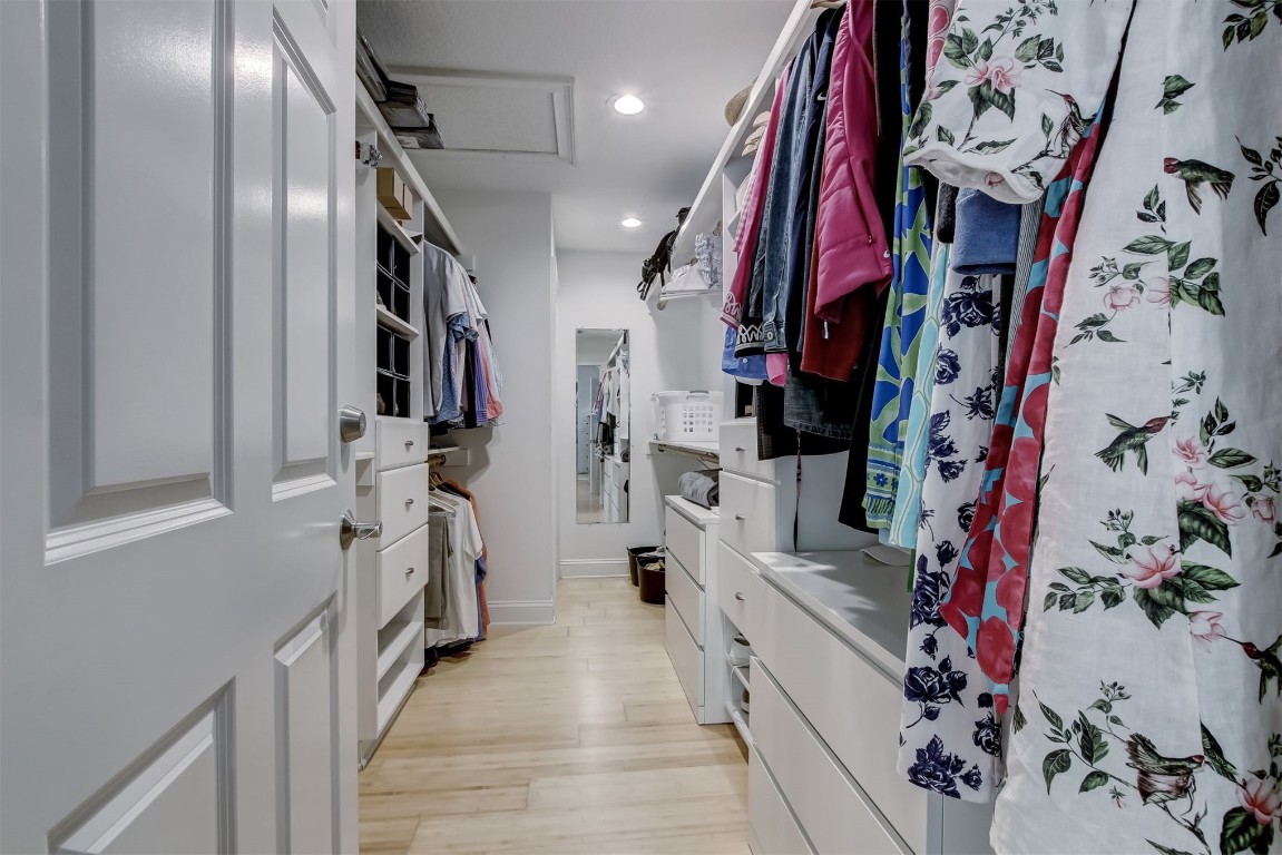 19 SPARKLEBERRY COURT