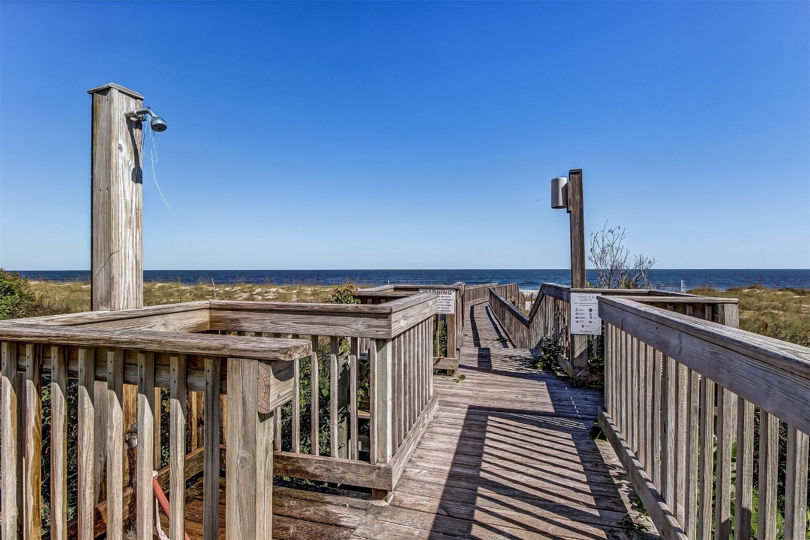 291 SANDCASTLES COURT