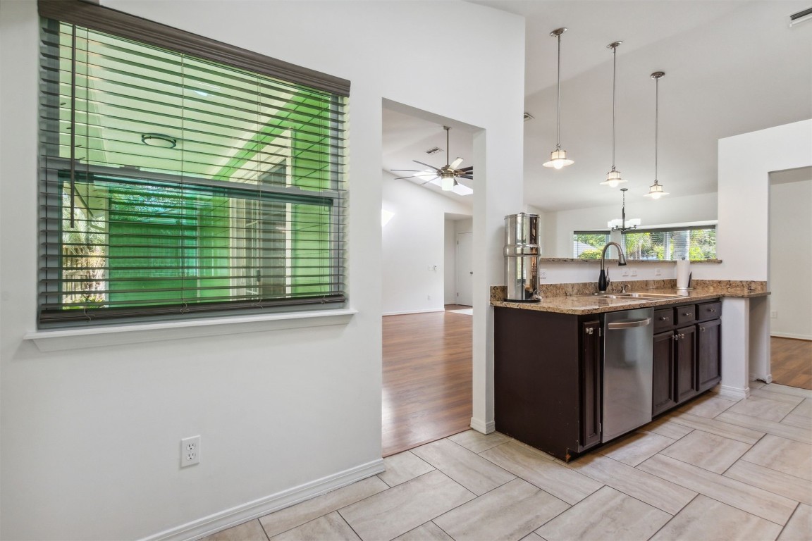 2033 BONNIE OAKS DRIVE