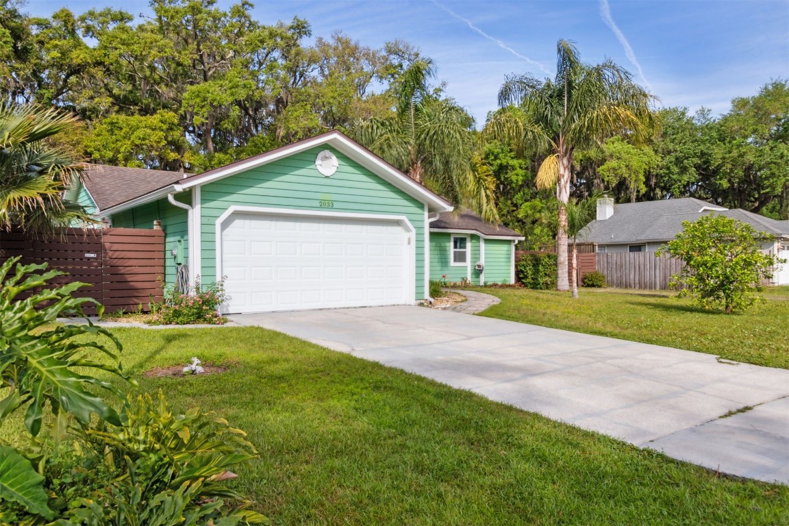 2033 BONNIE OAKS DRIVE