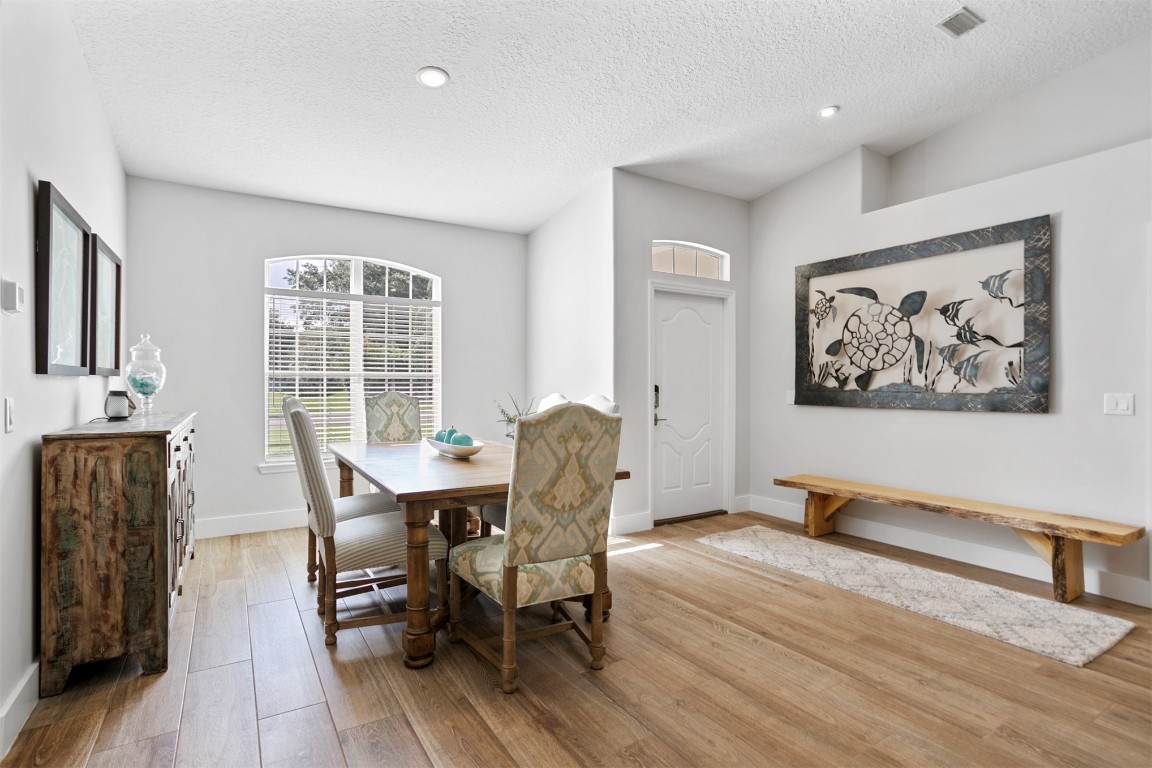 95187 TWIN OAKS LANE