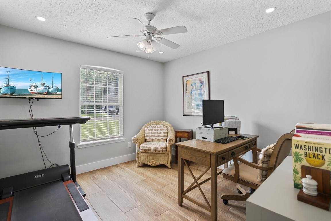 95187 TWIN OAKS LANE